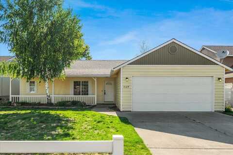 2129 SW 35th Street, Redmond, OR 97756