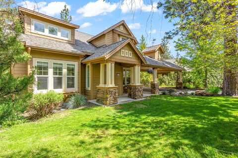 61375 Cultus Lake Court, Bend, OR 97702