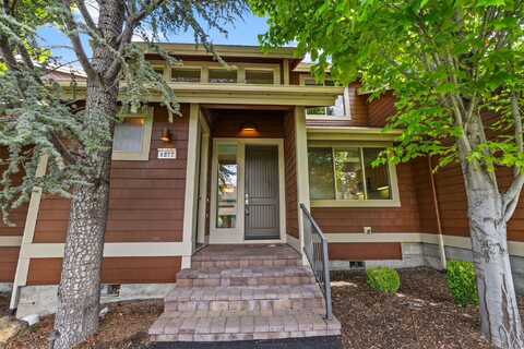 1277 Highland View Loop, Redmond, OR 97756