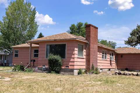 608 NW Canyon Drive, Redmond, OR 97756