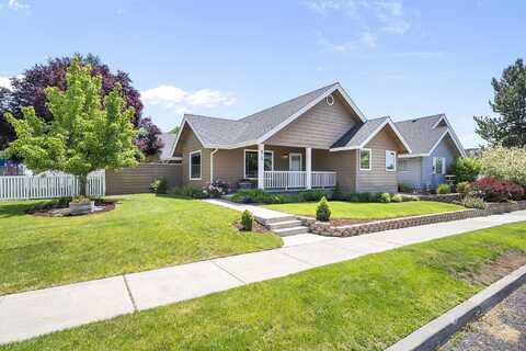 912 NE Del Rio Avenue, Prineville, OR 97754