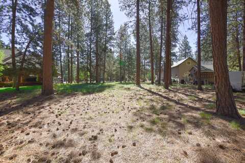 557 S Locust Street, Sisters, OR 97759