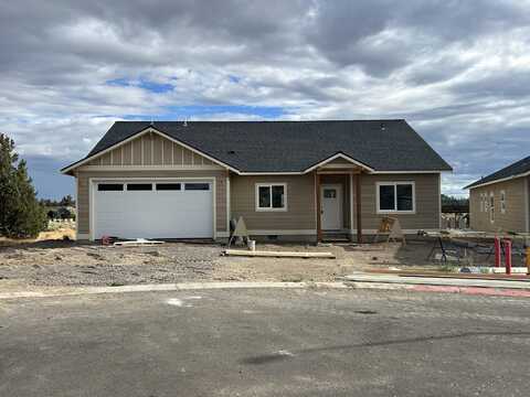 4082 SW 38th Place, Redmond, OR 97756