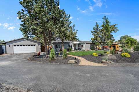 2918 SE Teresa Drive, Madras, OR 97741