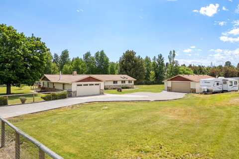 21697 Old Red Road, Bend, OR 97702
