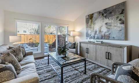 10995 Northseal SQ, CUPERTINO, CA 95014