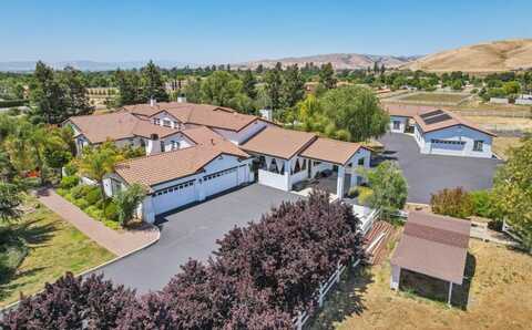 1150 Stony Brook DR, HOLLISTER, CA 95023