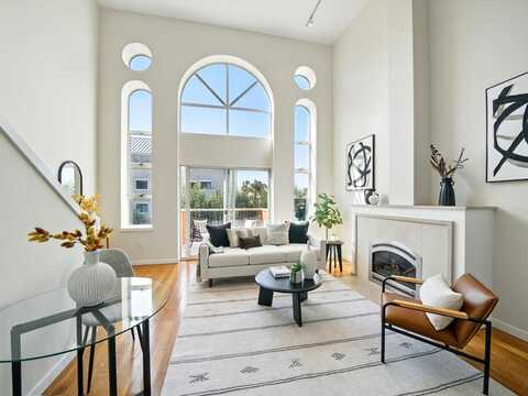 350 N 2nd ST 323, SAN JOSE, CA 95112