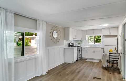 265 Brown Gables RD 24, BEN LOMOND, CA 95005