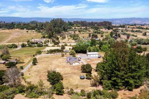 490 Carson LN, WATSONVILLE, CA 95076
