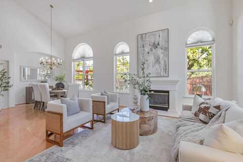 18898 Bellgrove CIR, SARATOGA, CA 95070