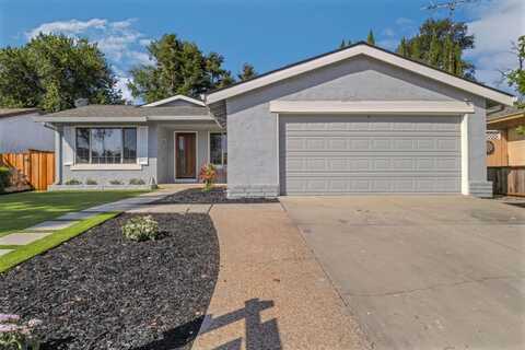 5194 Running Bear DR, San Jose, CA 95136