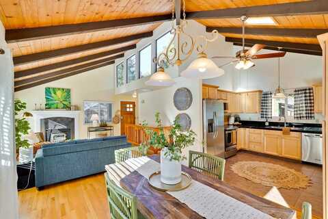 851 Burns AVE, APTOS, CA 95003