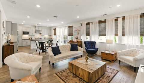 1571 Castlewood PL, GILROY, CA 95020