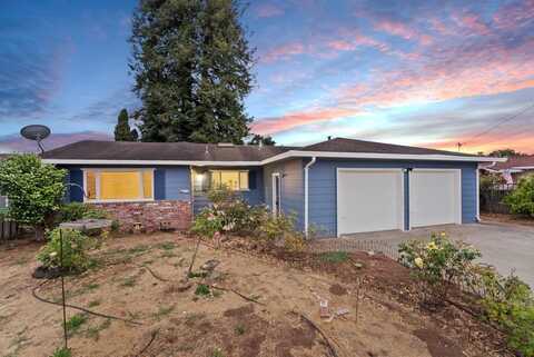 21 Karen DR, WATSONVILLE, CA 95076