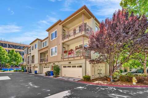 528 Odyssey LN, MILPITAS, CA 95035