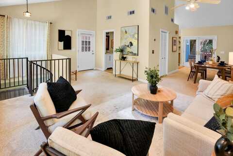 17981 Ogallala Warpath RD, LOS GATOS, CA 95033