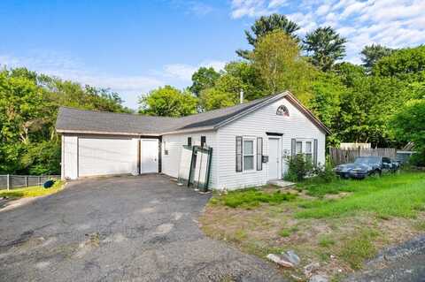 11 Williams St, Dudley, MA 01571