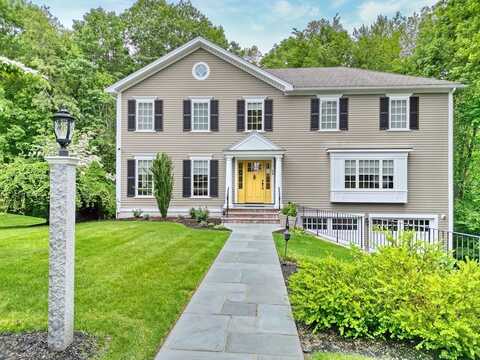 24 Cory Lane, Reading, MA 01867
