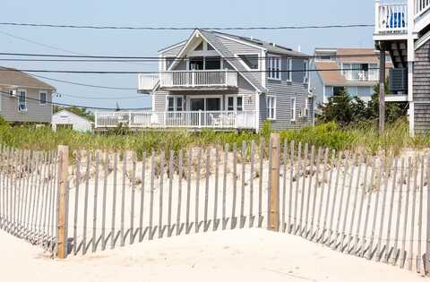 695 Charlestown Beach Road, Charlestown, RI 02813