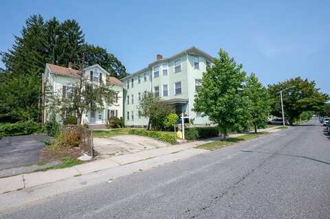 9-11 Dover St, Worcester, MA 01609