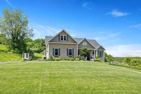 439 Sunnyhill Rd, Lunenburg, MA 01462