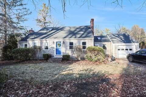 110 Acushnet Rd, Mattapoisett, MA 02739