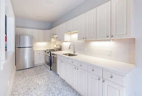 1666 Washington St, Boston, MA 02118