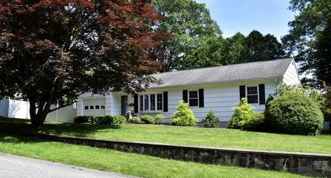 21 Raleigh Rd, Webster, MA 01570