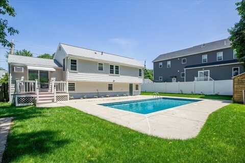 42 Stevens Ave, Braintree, MA 02184