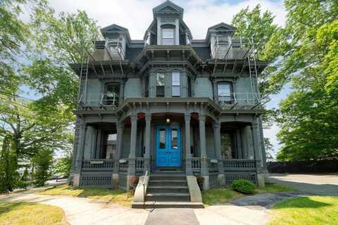 533 Locust St, Fall River, MA 02720