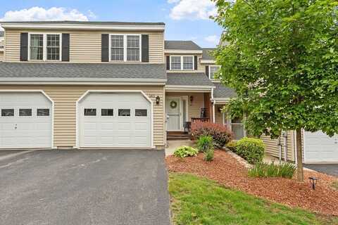 143 Bridle Cross Rd, Fitchburg, MA 01420