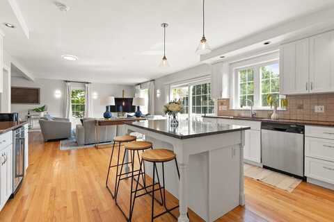 263 Hunnewell Street, Needham, MA 02494