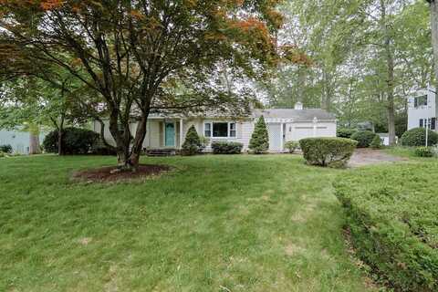 33 Page Road, North Attleboro, MA 02760