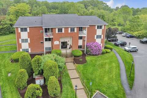 22 Dailey St, Attleboro, MA 02703