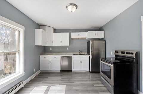 144 High St, Fitchburg, MA 01420