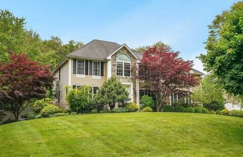 14 Arrowwood St, Methuen, MA 01844