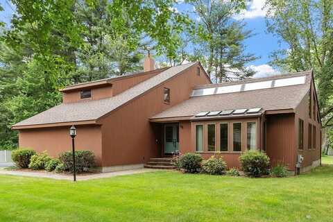 35 Cox Lane, Methuen, MA 01844