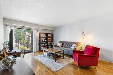 111 Devir St, Malden, MA 02148