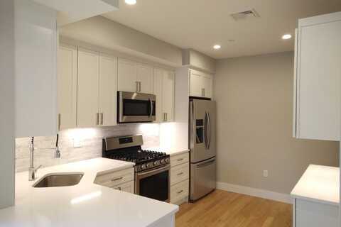 186 Havre, Boston, MA 02128