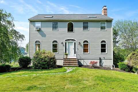 26 Pine Ave, Dracut, MA 01826