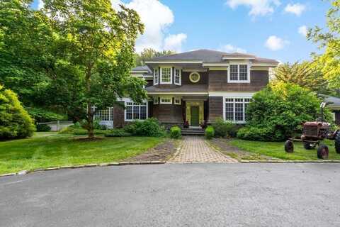 218 Pine St, Rehoboth, MA 02769
