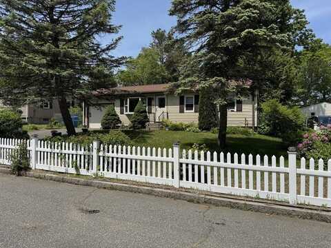 124 Sierra Vista, Springfield, MA 01128