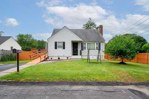96 Calumet Ave, Worcester, MA 01606