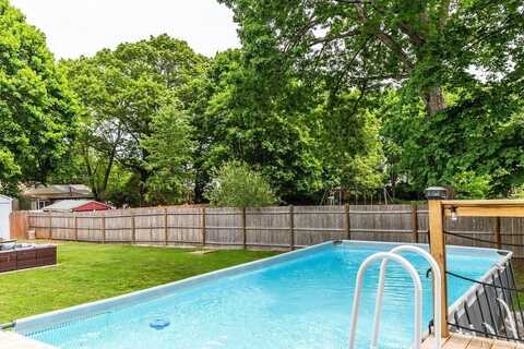 185 Riverview St, Brockton, MA 02302