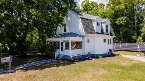 289 New Bedford Rd, Rochester, MA 02770