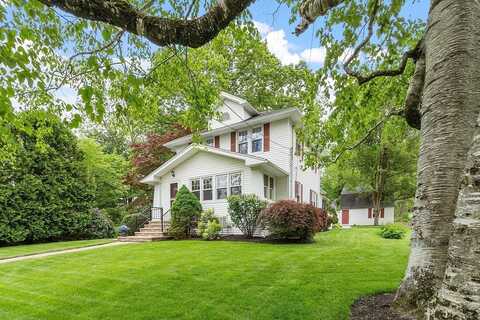 3 Hillside Ave, Grafton, MA 01519