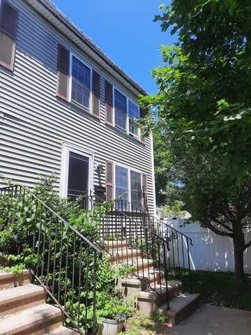 101 Sparks, Lowell, MA 01854