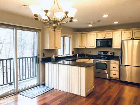 305 Salem St, Woburn, MA 01801