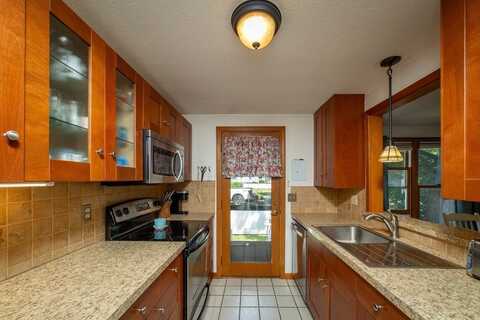 28 Court St., Mansfield, MA 02048